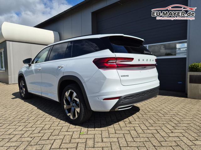 Skoda Kodiaq Sportline 1.5 TSI 204PS PHEV DSG schwenkb. AHK elektr. PanoDach HUD Alcantara PDC v+h 360&deg;Kamera CANTON Sound Klimaautomatik Sitzheizung Lenkradheizung Navi Apple CarPlay Android Auto 2xKeyless 19"LM vollelektr. Reichweite 116KM 