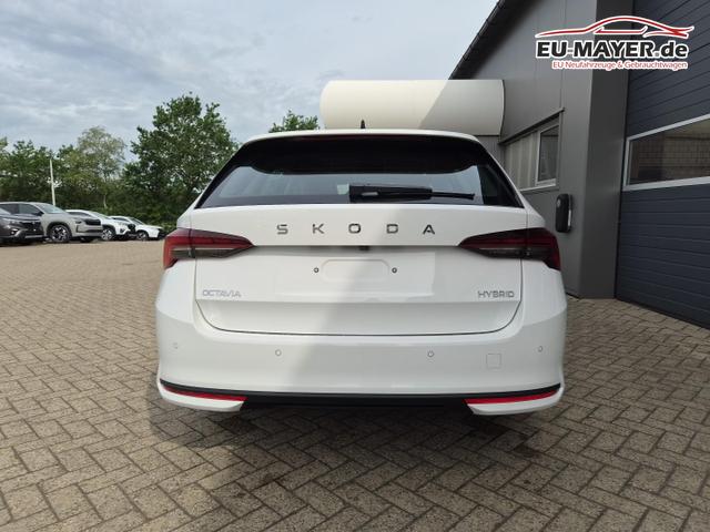 Skoda Octavia Combi 1.5 TSI 150PS m-HEV DSG Selection AHK Klimaautomatik ACC PDC v+h R&uuml;ckf.Kamera Sitzheizung TWA Apple CarPlay Android Auto 16"LM 