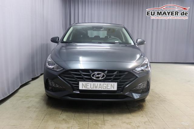 Hyundai i30 FL 1.0 T-GDi 7DCT Comfort CP MY23 88kW 48V Dark Knight 