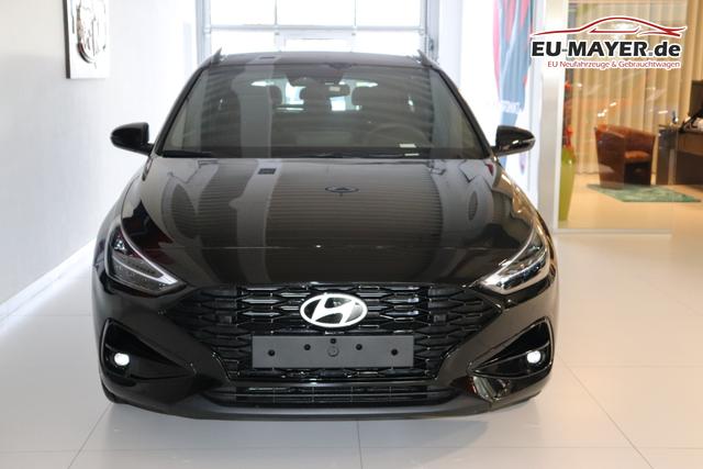 Hyundai i30 GO+ 1.0 TGDi DCT 73 kW (100 PS) Navigationssystem, Radio, DAB, Android Auto, Apple CarPlay, 2-Zonen-Klimaautomatik, Lenkradheizung, Sitzheizung, Induktionsladen des Smartphones, 17" Leichtmetallfelgen, uvm. 