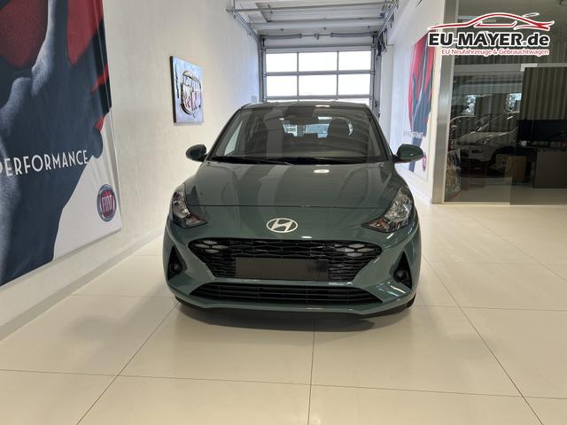 Hyundai i10 Go Plus MT Mangrove Green, Beispielbilder, ggf. teilweise mit Sonderausstattung
