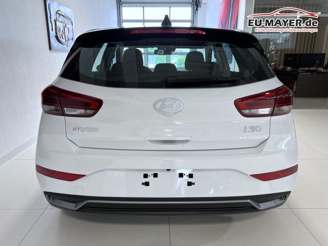 Hyundai i30 GO Atlas White