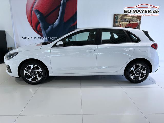 Hyundai i30 GO Atlas White