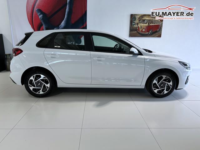Hyundai i30 GO Atlas White