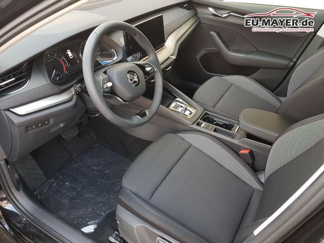 Skoda / Octavia / Schwarz / Ambition / / Dsg Black Magic Metallic 