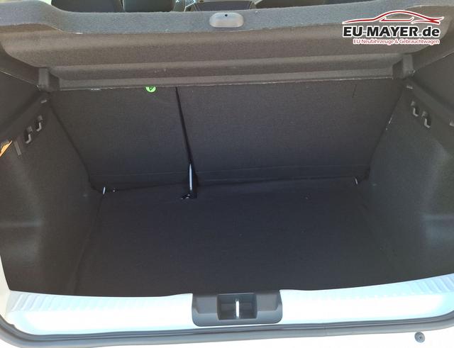 Dacia / Sandero Stepway / Wei&szlig; / Expressen / / , Beispielbilder, ggf. teilweise mit Sonderausstattung