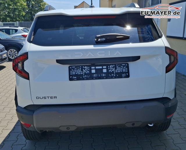 Dacia / Duster / Wei&szlig; / Journey / / , Beispielbilder, ggf. teilweise mit Sonderausstattung