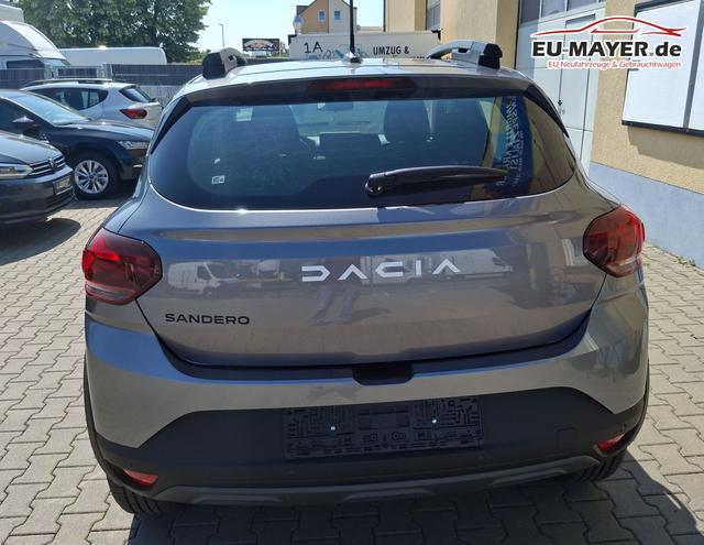 Dacia / Sandero Stepway / Grau / Expression / / , Beispielbilder, ggf. teilweise mit Sonderausstattung