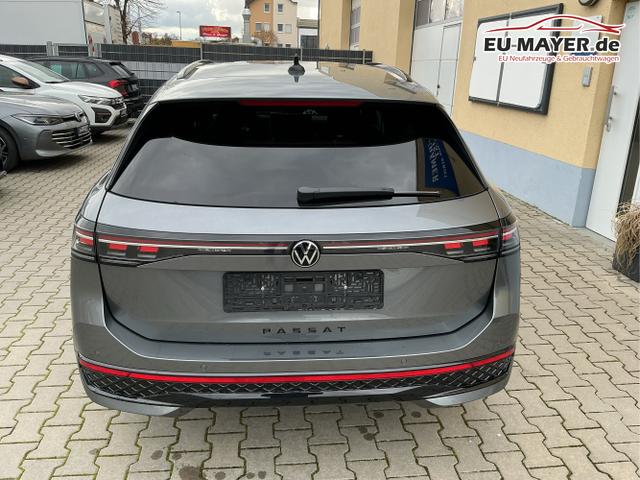 Volkswagen / Passat Variant / Grau / R-Line / Diabasgrau / , Beispielbilder, ggf. teilweise mit Sonderausstattung