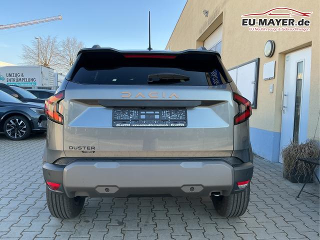 Dacia / Duster / Grau / Extreme / Grey Schiste Metalic / , Beispielbilder, ggf. teilweise mit Sonderausstattung