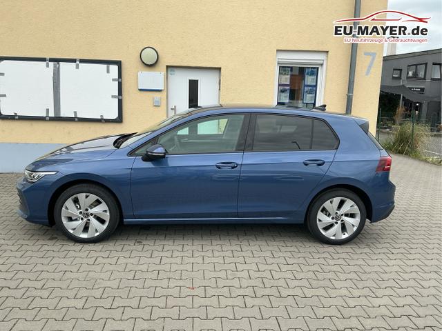 Volkswagen / Golf / Blau / Limited / Anemonenblau Metalic / , Beispielbilder, ggf. teilweise mit Sonderausstattung