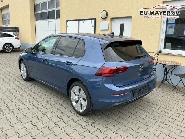 Volkswagen / Golf / Blau / Limited / Anemonenblau Metalic / , Beispielbilder, ggf. teilweise mit Sonderausstattung