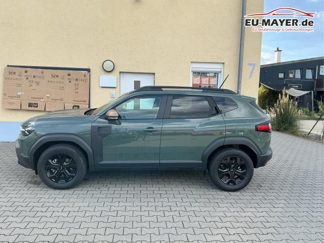 Dacia / Duster / Gr&uuml;n / Extreme / Dusty Khaki / , Beispielbilder, ggf. teilweise mit Sonderausstattung