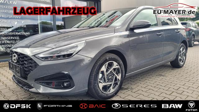 Hyundai i30 - Family HB Family*Navi*LED*Shzg*Lhzg*PDC*Cam*Keyless