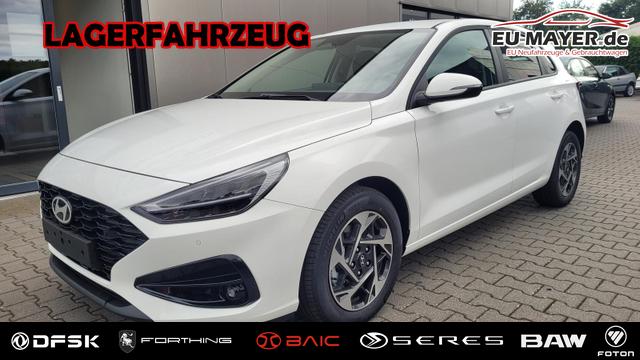 Hyundai i30 - Familiy HB Family*Navi*LED*Shzg*Lhzg*PDC*Cam*16Zoll*