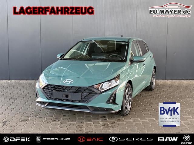Hyundai i20 - Pure 1.2 MPI / Navi PDC Hinten + Kamera Abgedunkelte Scheiben Tempomat Alu 16"