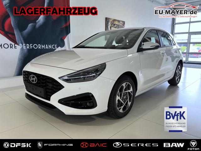 Hyundai i30 - GO 1.0 T-GDI 73 kW (100 PS) Toter-Winkel-Assistent, 2-Zonen-Klimaautomatik, PDC vorne und hinten, R&uuml;ckfahrkamera, LED-Scheinwerfer, Sitzheizung, Lenkradheizung, Navigationssystem, Radio mit DAB, Apple CarPlay, Android Auto, 16 Zoll Leichtmetallfelgen