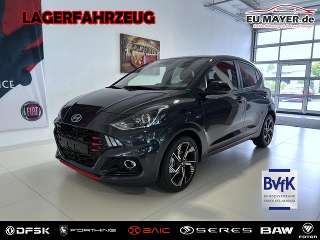 Hyundai i10 - N Line 1.0 T-GDI 66 kW (90 PS) Line-Interieur-Paket, Lenkradheizung, Sitzheizung, Klimaautomatik, Radio, DAB, Apple CarPlay, Android Auto, Navigationssystem, R&uuml;ckfahrkamera, Verkehrszeichenerkennung, Tempomat, 16 Zoll Leichtmetallfelgen, uvm.