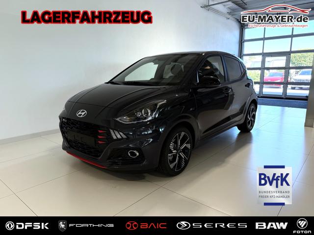 Hyundai i10 - N Line 1.0 T-GDI 66 kW (90 PS) Line-Interieur-Paket, Lenkradheizung, Sitzheizung, Klimaautomatik, Radio, DAB, Apple CarPlay, Android Auto, Navigationssystem, R&uuml;ckfahrkamera, Verkehrszeichenerkennung, Tempomat, 16 Zoll Leichtmetallfelgen, uvm.