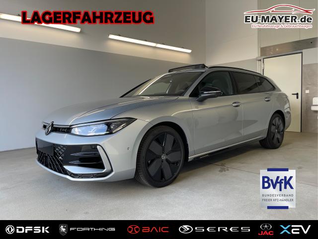 Lagerfahrzeug Volkswagen Passat Variant - R-Line 265PS 4M Stdhz Leder AHK DCC Pano Harman Alu19 IQ.Drive Black HUD