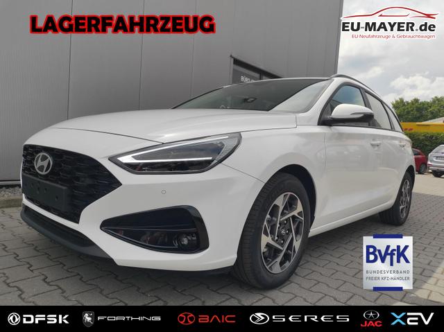 Lagerfahrzeug Hyundai i30 Kombi - Smart SW Family Navi LED Shzg Lhzg PDC Cam 16Zoll 