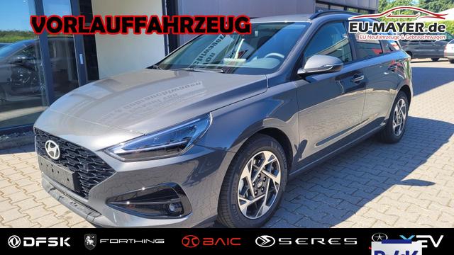 Vorlauffahrzeug Hyundai i30 Kombi - Family SW Family Navi LED Shzg Lhzg PDC Cam 16Zoll 