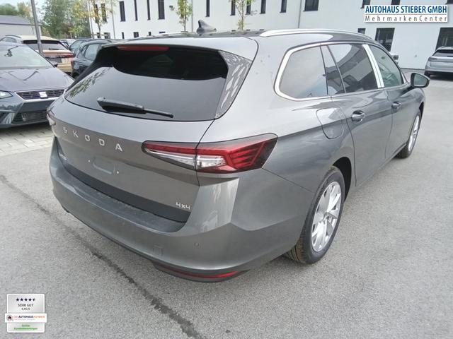 Skoda Superb Combi Selection 2.0 TDI 7-Gang-DSG 4x4 