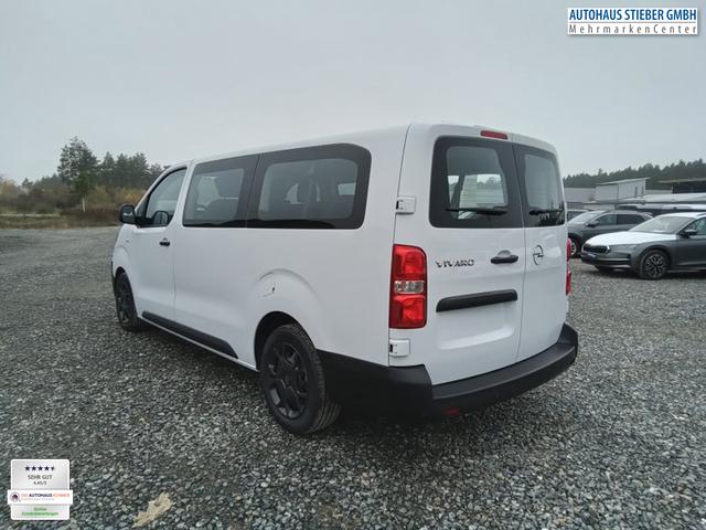 Opel Vivaro Kombi 9-Sitzer Lang 2.0 Diesel 8-Gang Automatikgetriebe 