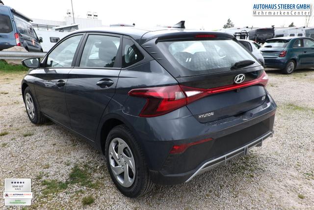 Hyundai i20 Select DCT MY26 Nav Kam PDC Klima Temp CarP 