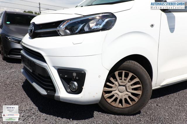 Toyota Proace Verso Family 2.0 D-4D 150 L2 9S Nav. PDC 