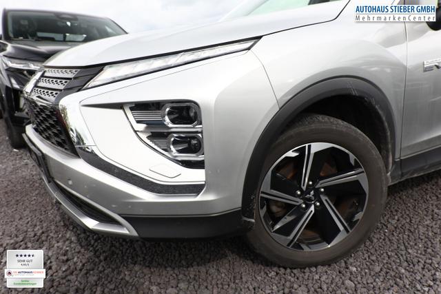Mitsubishi Eclipse Cross Plus 2.4 MIVEC 4WD Nav LED KeyLess 