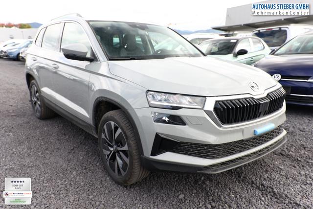 Skoda Karoq Selection DSG Pano AHK NavC SideA Leder ACC Kessy 