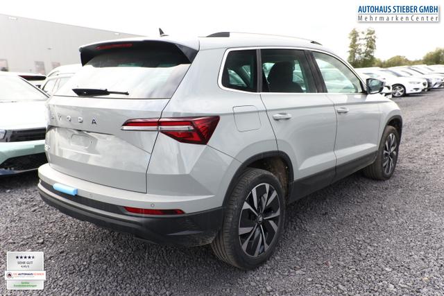 Skoda Karoq Selection DSG Pano AHK NavC SideA Leder ACC Kessy 