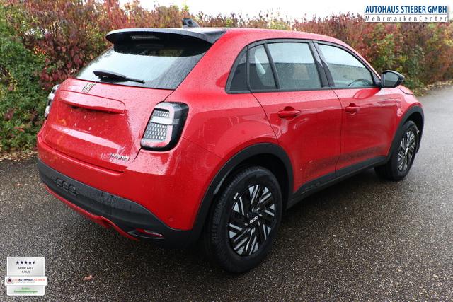 Fiat 600 Basis MHEV 110 DCT Nav SHZ KeyL LED Kam PDC CarP 