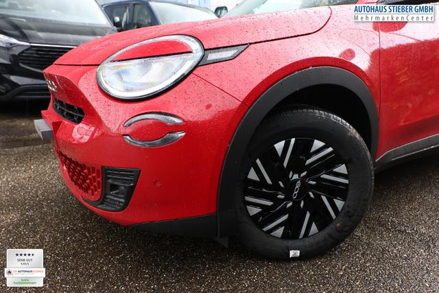 Fiat 600 Basis MHEV 110 DCT Nav SHZ KeyL LED Kam PDC CarP 