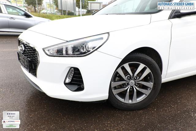 Hyundai i30 Kombi Family+ 1.0 T-GDI 120 Nav KeyL PDC Kam LaneA 