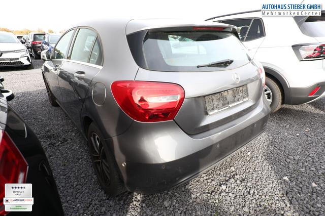 Mercedes-Benz A-Klasse Style A 180 PanoD ParkAs Nav SHZ LM16Z KeyLess 