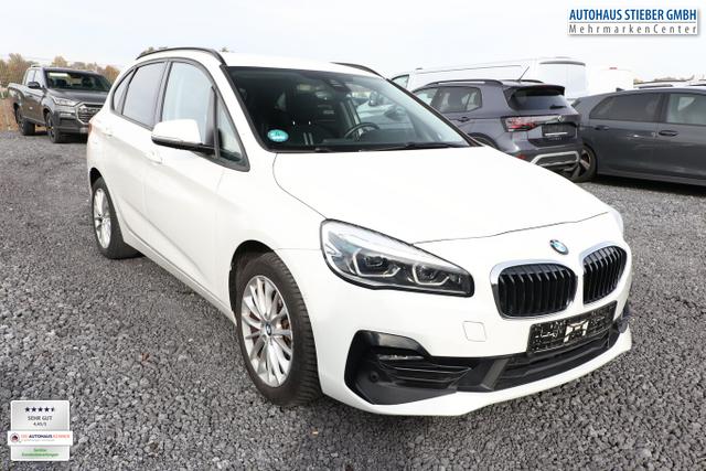 BMW 2er Active Tourer Sport Line 218i Steptronic Nav AHK 