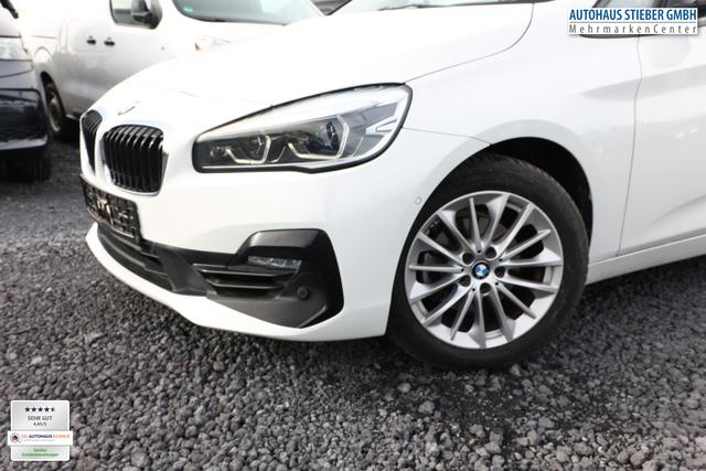 BMW 2er Active Tourer Sport Line 218i Steptronic Nav AHK 