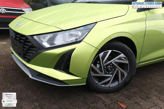 Hyundai i20 Select Nav SHZ 16Z PrivG Kam SmartL PDC Temp 