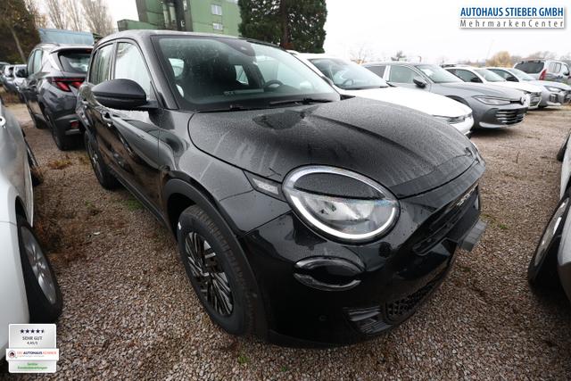 Fiat 600 MHEV 145 DCT LED Nav ACC Kam Keyl Klimaaut 