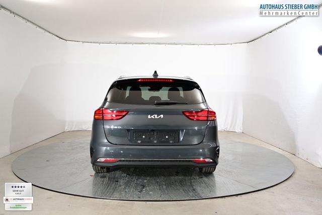 Kia Ceed Sportswagon Silver 1.5 T-GDI 6-Gang 