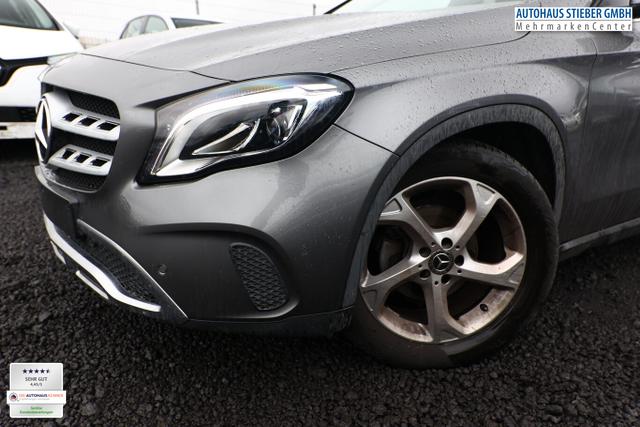 Mercedes-Benz GLA Urban 180 Pano Nav LED eHk ParkAs LaneAs 18Z 