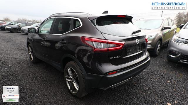 Nissan Qashqai N-Connecta 1.3 DIG-T 159 Pano Kam360 PDC 