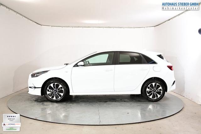 Kia Ceed Silver 1.5 T-GDI 6-Gang 