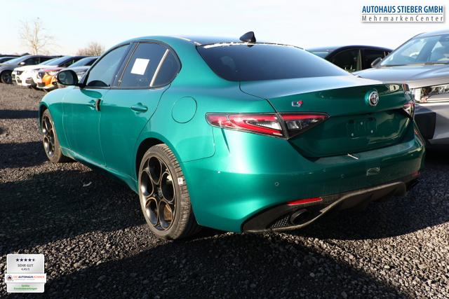 Alfa Romeo Giulia Intensa 2.2 D 210 AT8 Q4 Matrix Pano Nav 