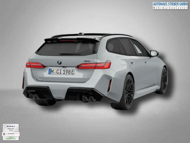 BMW M5 Touring 4.4 8-Gang Steptronic xDrive 