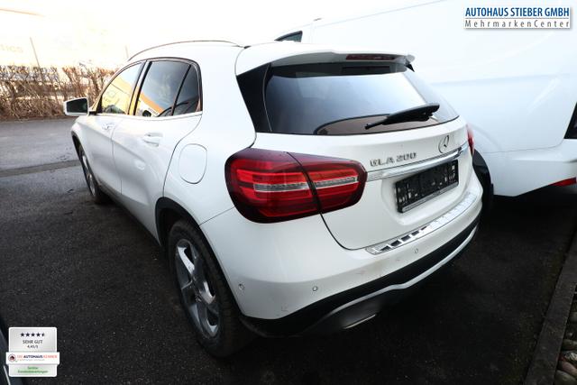 Mercedes-Benz GLA Urban 200 DCT KeyL eHK Nav Kam SHZ PrivG 18Z 
