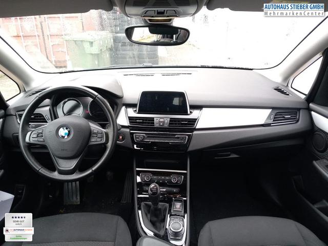 BMW 2er Active Tourer Advantage 218i Pano LED Nav SHZ 