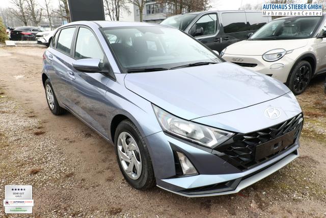 Hyundai i20 Select DCT MY26 Nav Kam PDC Klima Temp CarP 